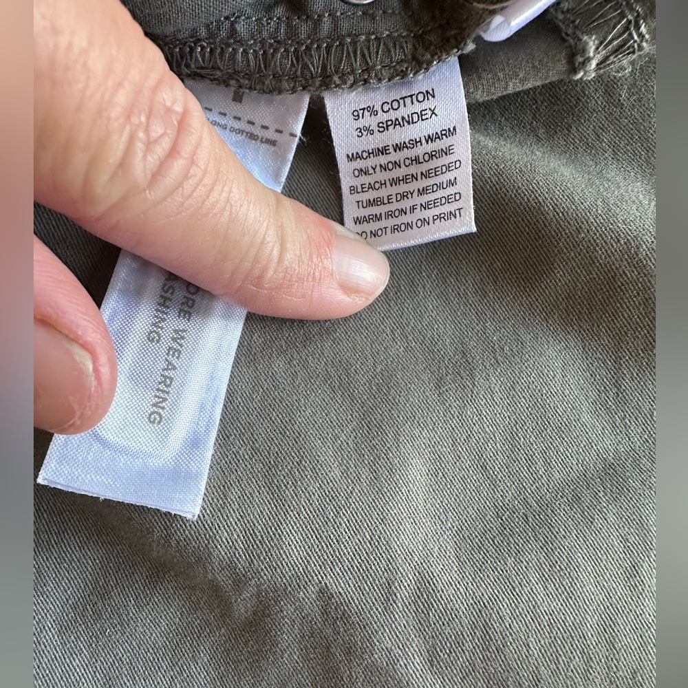 Ann Taylor LOFT Kaki Pants - Picture 8 of 8